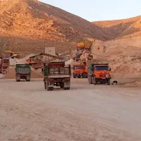 ماسه 06 ماسه شسته ریگ بادامی ریگ نخودی ماکادام