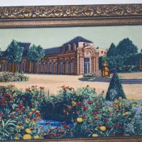 دار قالی با نخ و نقشه