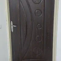 درب ورودی با چهارچوب