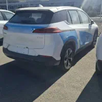 تاکسی برقی شاسی بلند