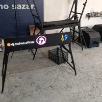 میز  دیجی تاشو تکنو با حک لوگو و پیج روی سپر میز