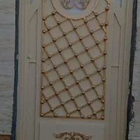 رنگ آمیزی ساختمان و نصب کاغذ دیواری