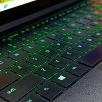 لپتاپ گیمینگ razer آمریکایی core i7 گرافیک ۴