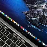 آموزش و خدمات کامپیوتر در محل