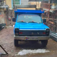 راننده نیسان با نیسان