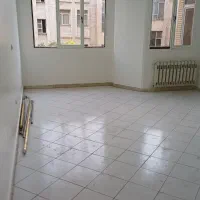 ۷۰ متر/ ۲خواب/ روی همکف/ با پارکینگ و انباری