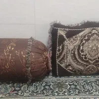پشتی و بالشت