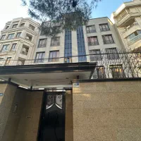 ۸۵۰ متر زمین ۱۰۰۰ متر بنا اقدسیه