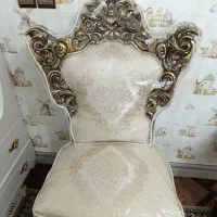 مبل میزبان شیک و تمیز