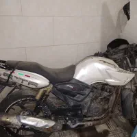 موتور اپاچی 180