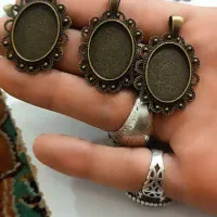 آویز های معدنی زنانه ای .وقاب برنزی .