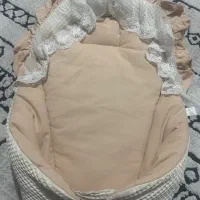 ست خواب نوزاد دانتل دوزی (۵ تیکه )