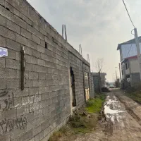 زمین ۱۰۰ متری بار بر ۸ متری