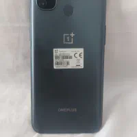 گوشی وان پلاس در حد اکبند