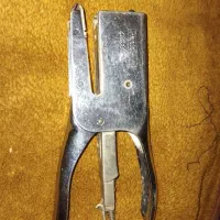 منگله زن دستی قدیمی