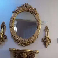 اینه و شمعدانی دیواری