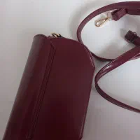 کیف|کیف، کفش، کمربند|خوی, |دیوار