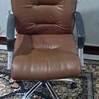 صندلی درحدنو.  چرخدار.جکدار