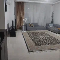 مبل راحتی سالم ومرتب