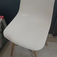 صندلی و تابلو