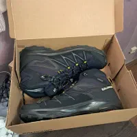 کفش کوهنوردی و طبیعت گردی سالامون