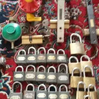 قفل ودستگیره وریگلاتور