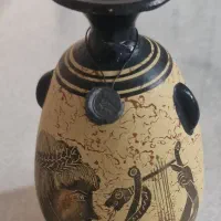 گلدان آنتیک یونانی