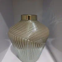 گلدان شیشه ای