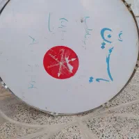 طبل ۷۰|درام و پرکاشن|شیروان (لرستان), |دیوار
