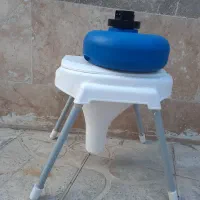 توالت فرنگی  و دستگاه بخور گرم