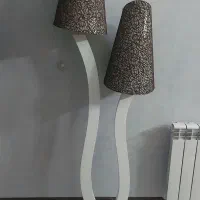آباژور ایستاده
