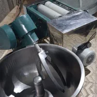 خمیرگیر.پهن کن. تنور