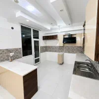 105متر فول امکانات/جنوبی غرق نور/ سنبل
