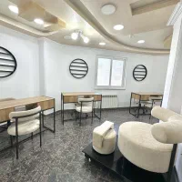 اجاره میز ناخن و تمامی لاین های زیبایی