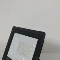 پرژکتور ۵۰ وات شی کاریزما مدل ندا