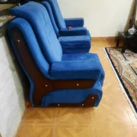 مبل راحتی همراه با ۴ تا عسلی