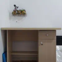 میز تحریر سالم