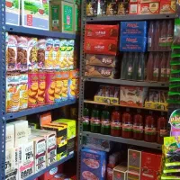 فروش کیک شکلات بیسکوئیت آب معدنی آجیل