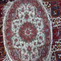 فرش بیضی