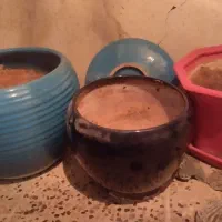 سه عدد گلدان سفالی بزرگ
