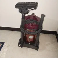 یک جارو برقی سطلی