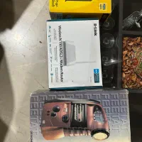 مودم اینترنت و رادیو و چراغ قوه بزرگ
