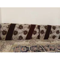پشتی