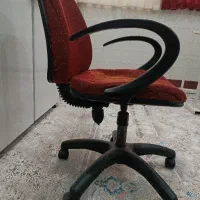 صندلی سالم تمیز