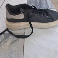 کفش اسپورت لوژدار