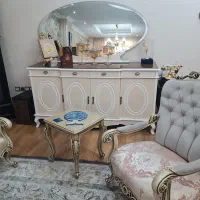 کنسول جادار و آینه
