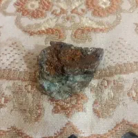 سنگ معدنی دارای رگه طلا