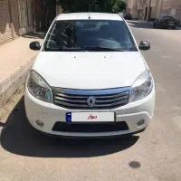 رنو ال۹۰ ساندرو دو برگ سند مدل ۱۳۹۴ (استثنایی)