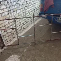 پنجره در ابعاد 2متر در 80ثانتی متر