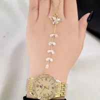 اینجا با ما جذاب شو و بدرخش